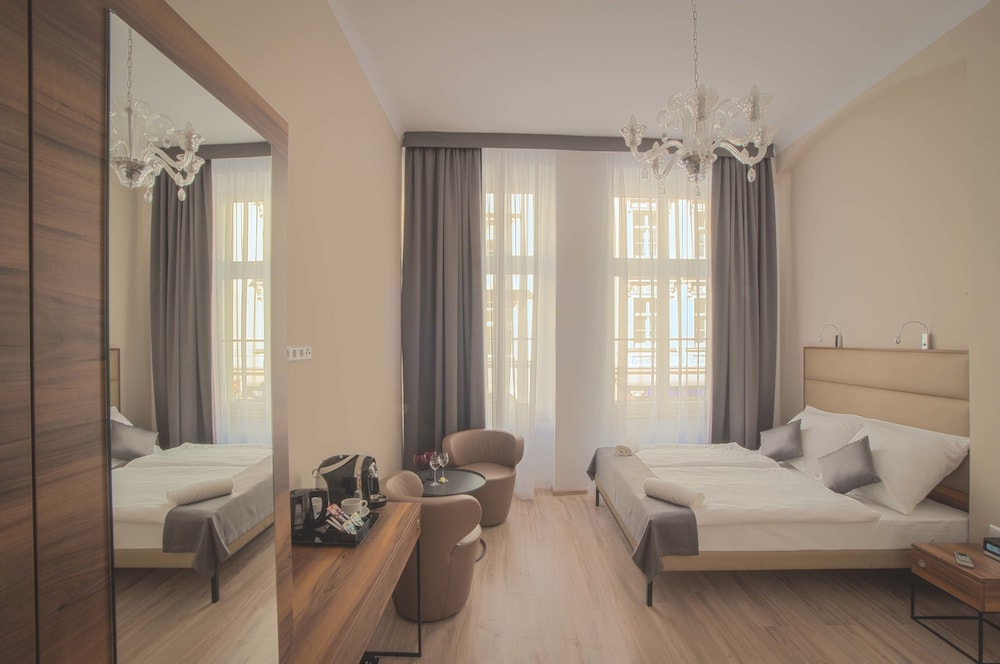 PERGAMIN ROYAL APARTMENTS 13/41