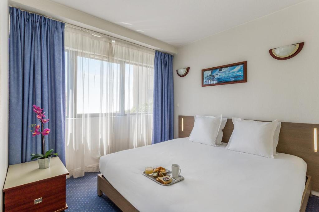 2 Bedrooms, Superior, Flat