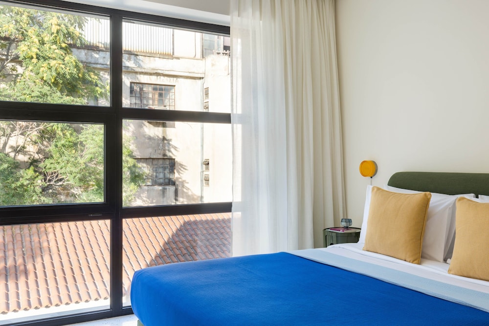 Room, Queen Bed