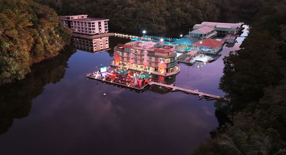 Uiara Amazon Resort Ex Jungle Palace 4/47