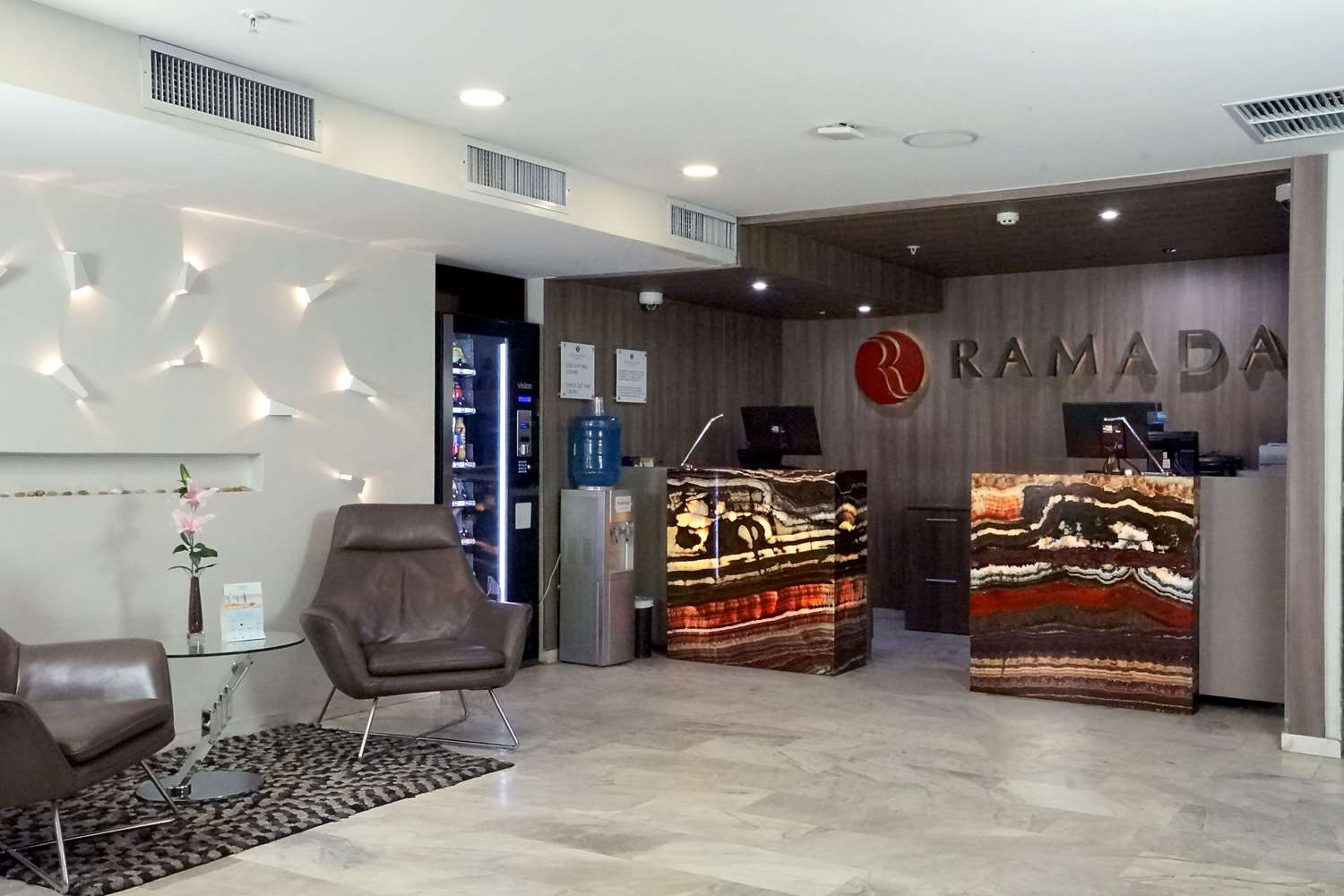 Ramada by Wyndham Panama Centro Via Argentina 1/13