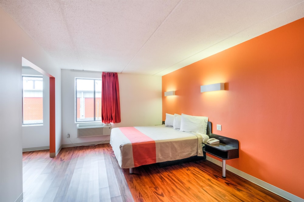 Motel6 Lansing, IL - Chicago South 26/41