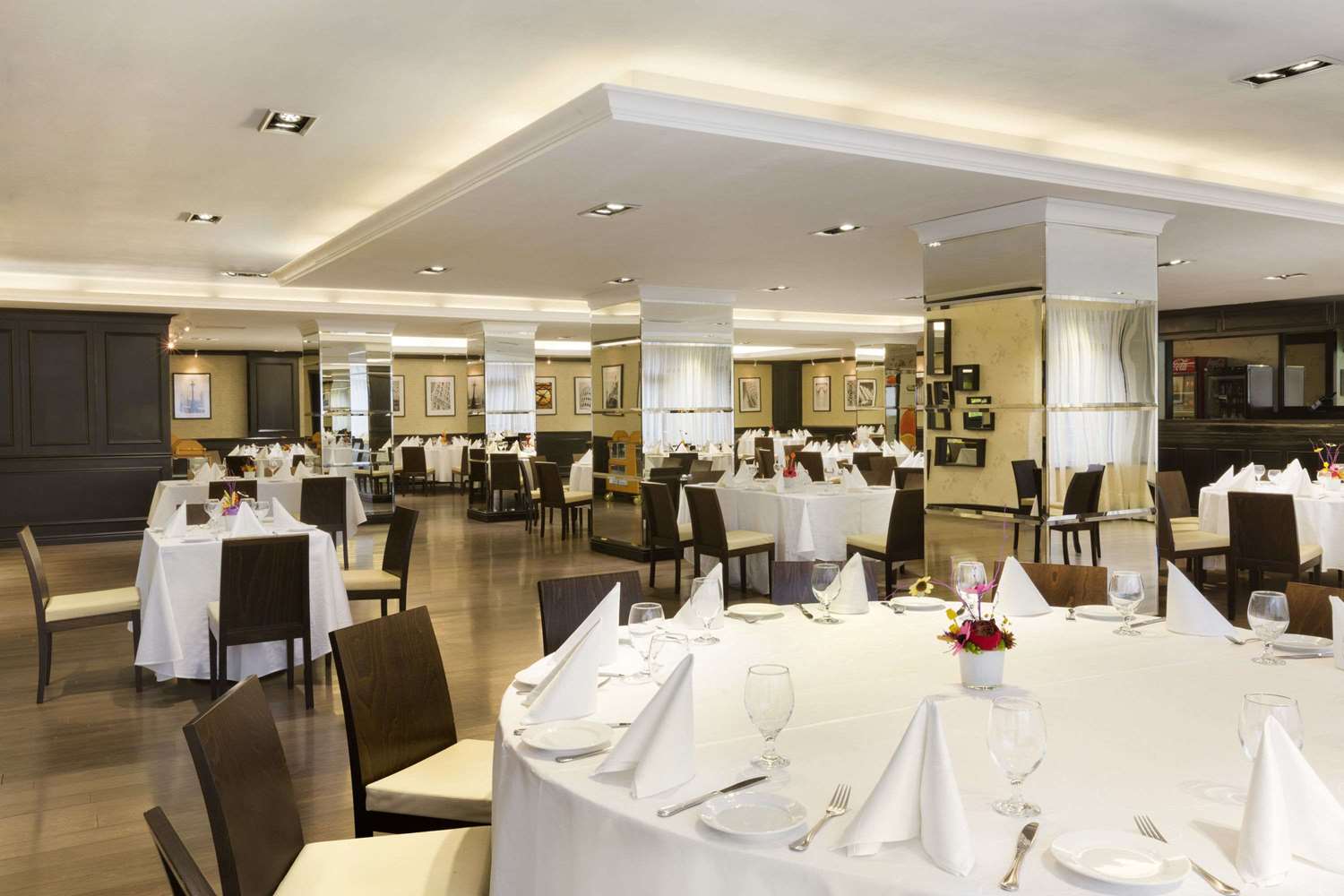Ramada by Wyndham Iasi City Centre 25/43