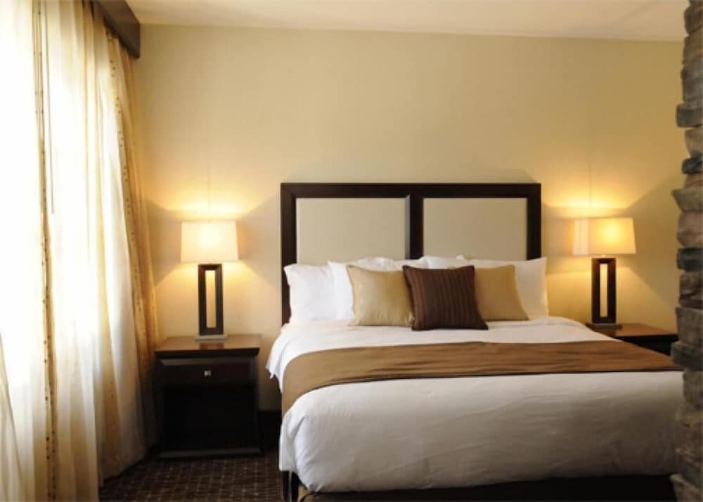 Holiday Inn Resort Deadwood Mountain Grand 24/78