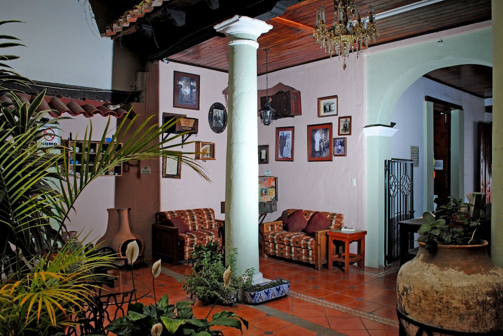Hotel San Luis 40/55