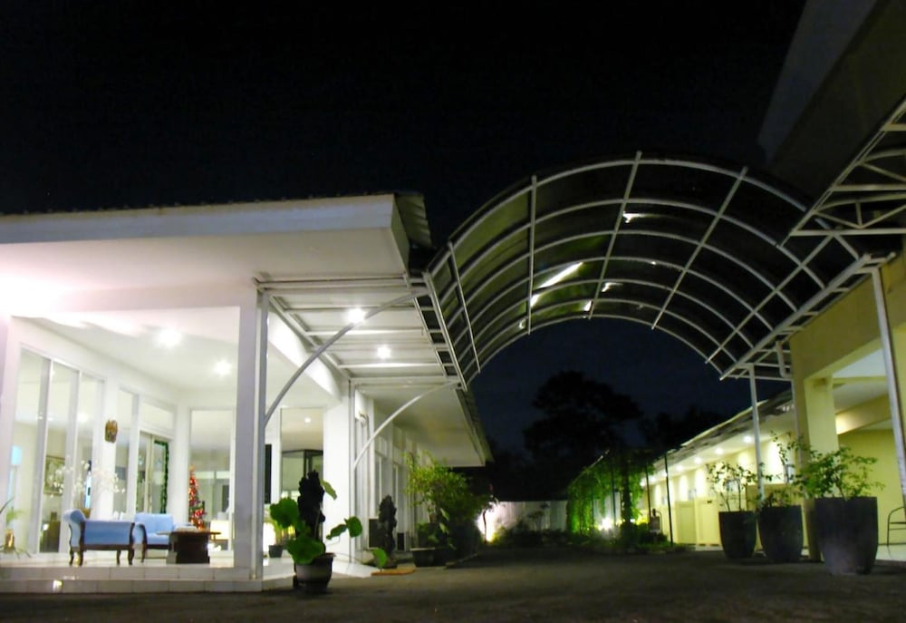 Cengkareng Transit Hotel 5/47