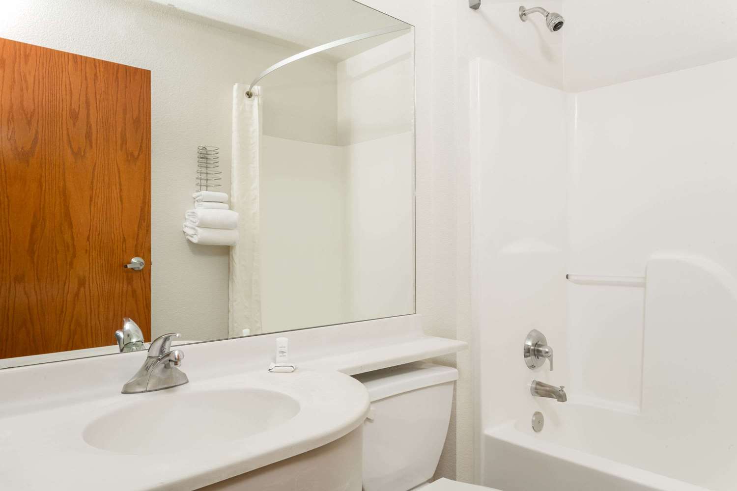 Microtel Inn & Suites By Wyndham Salt Lake City Airport 42/47