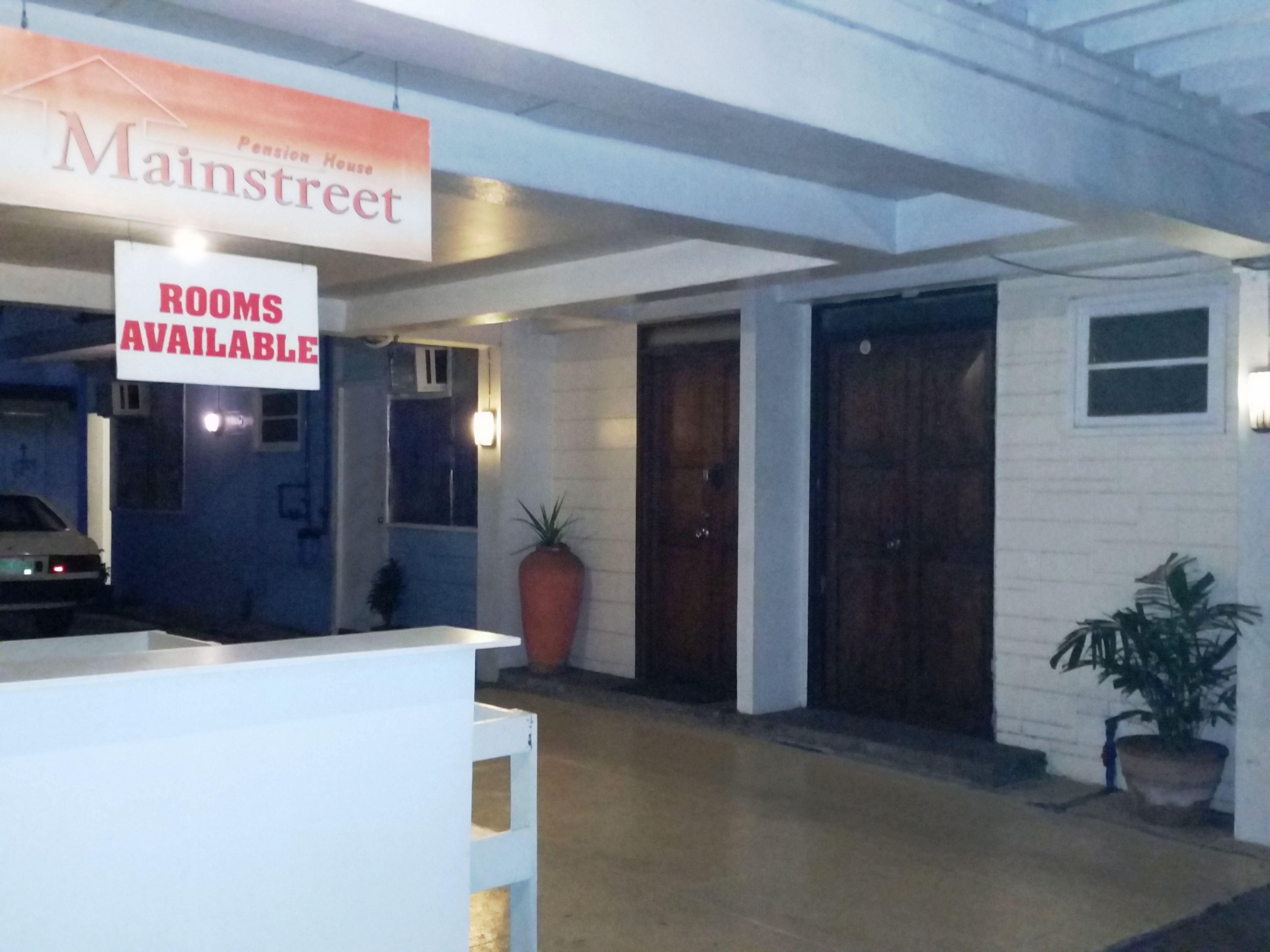 Mainstreet Pension House 8/30