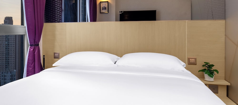 Starphire Hotel 28/40
