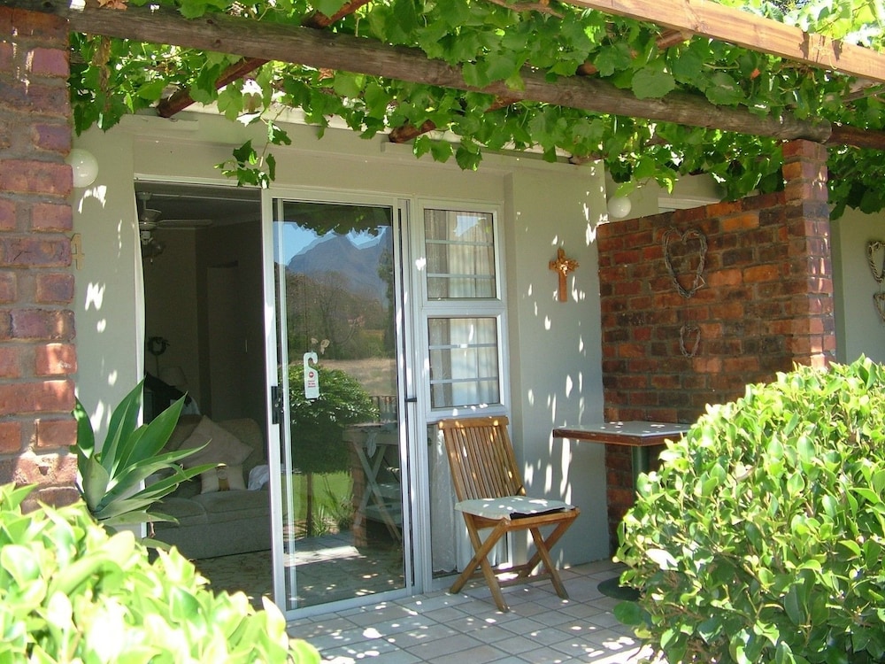 Damas Guest Farm 2/50