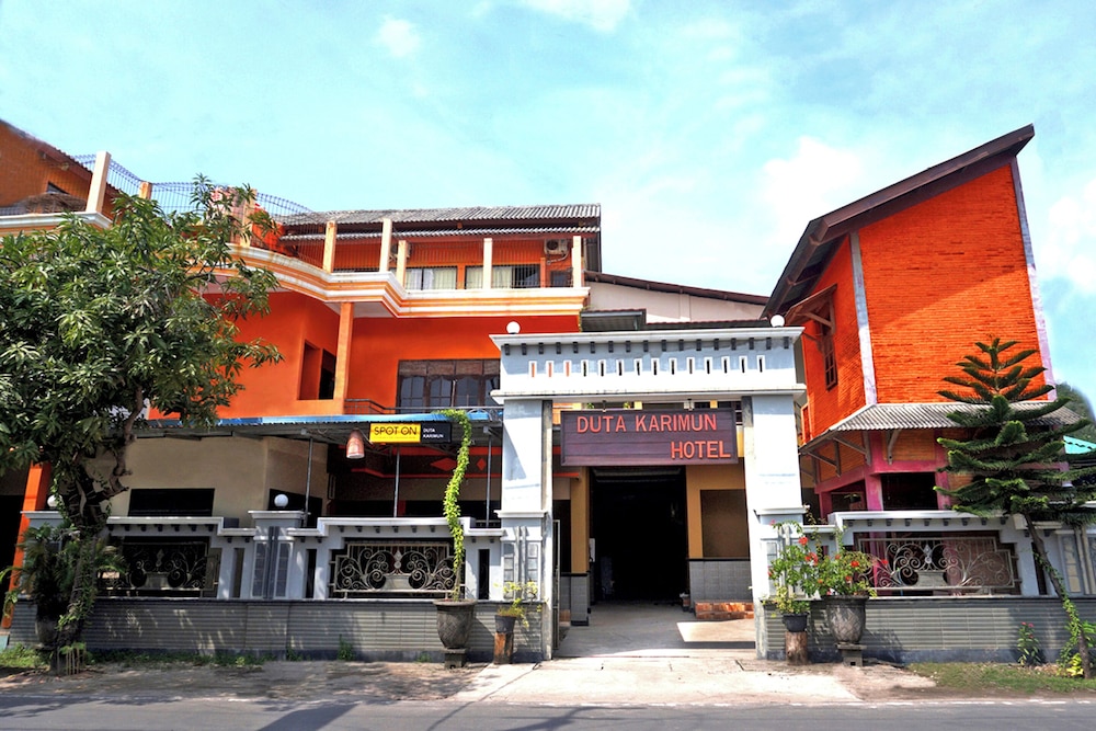 SPOT ON 2629 Duta Karimun 3/50