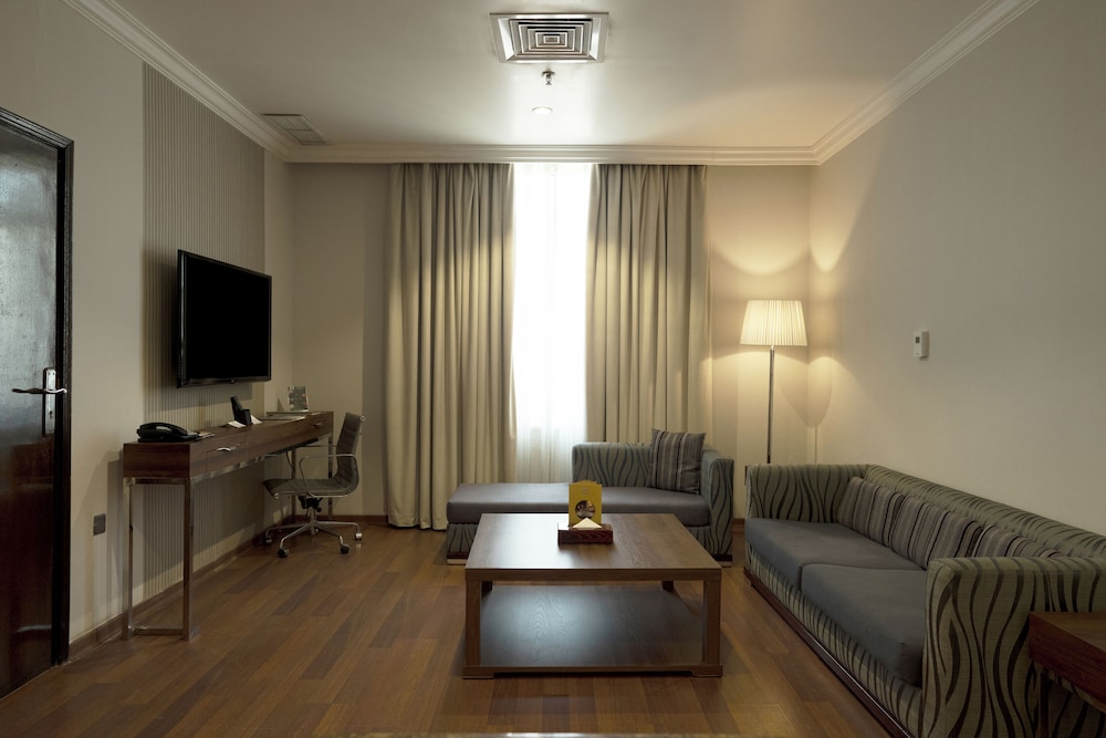 City Tower Hotel 48/70