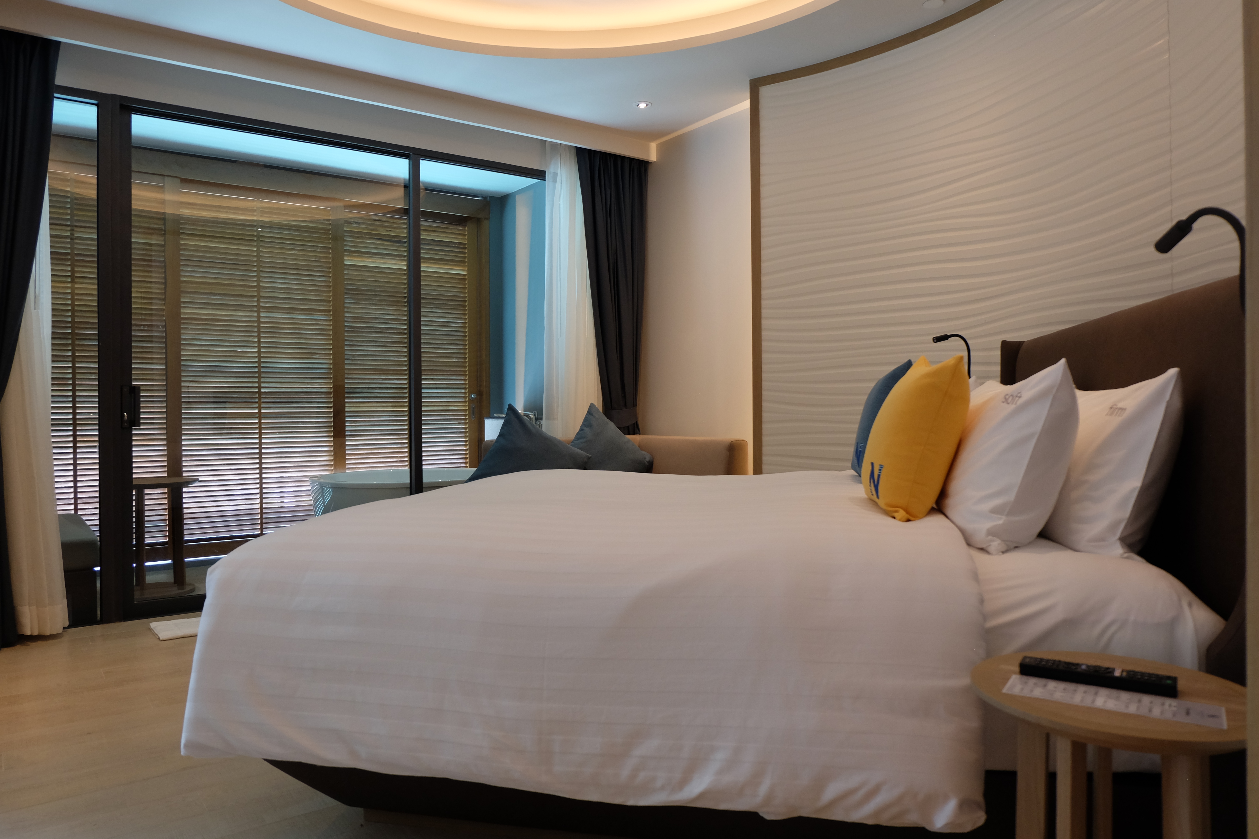 Junior Suite, Pool Access