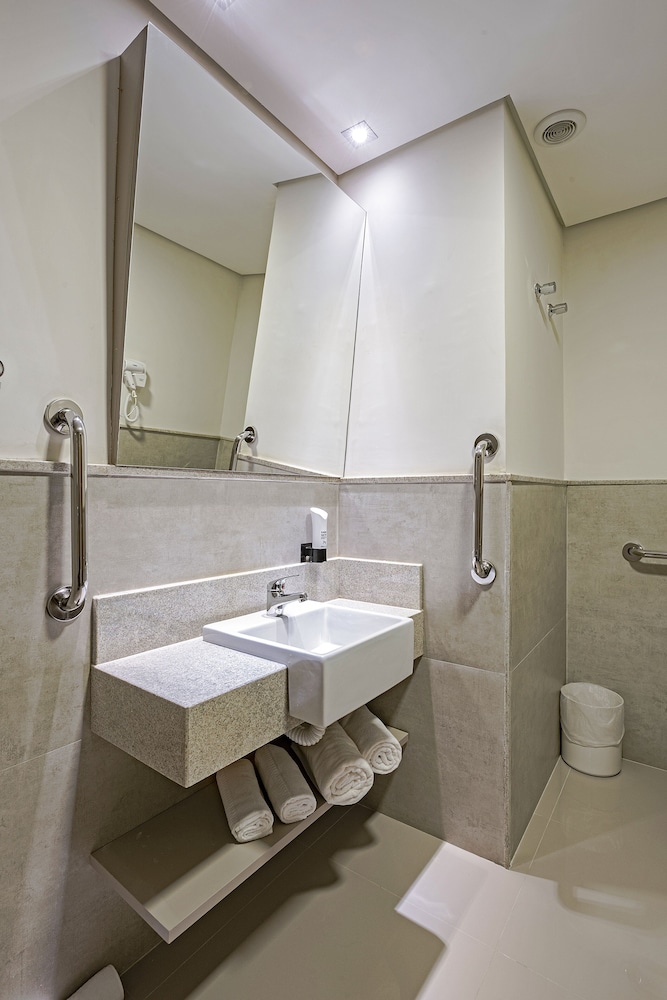 Slim Hotel Guarapuava 48/50