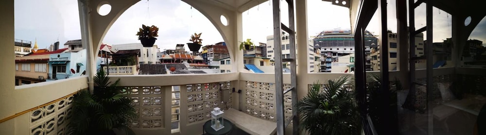 Tian Tian Hostel in BANGKOK
