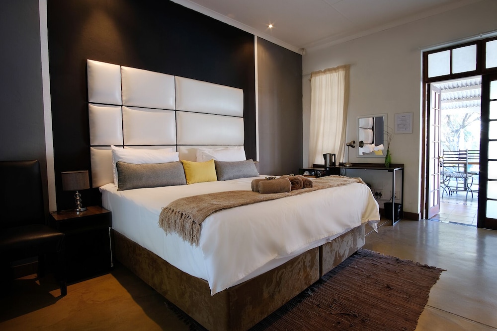 STANDARD, DOUBLE OR TWIN BED