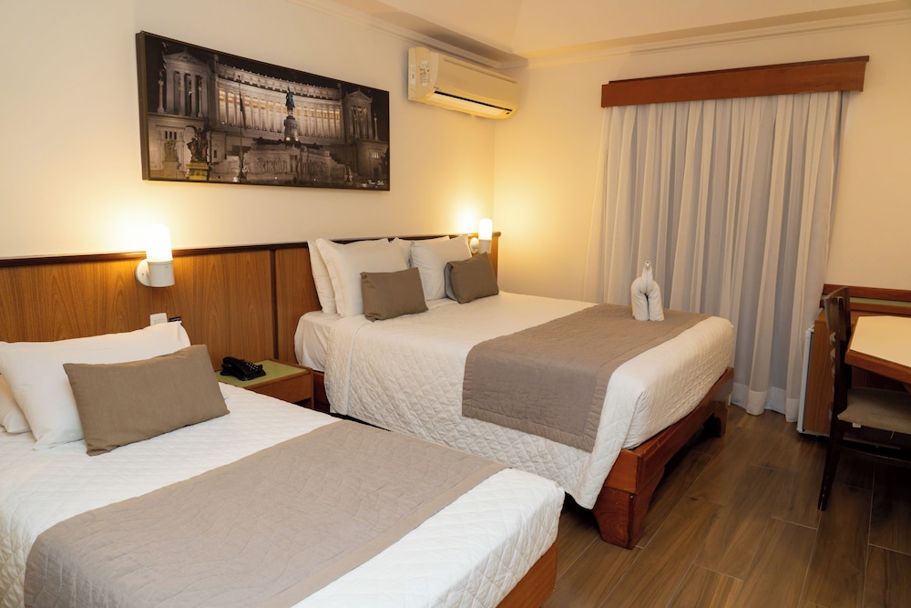 Bella Italia Hotel & Events 11/50