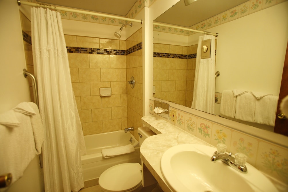 Bennington Motor Inn 6/35