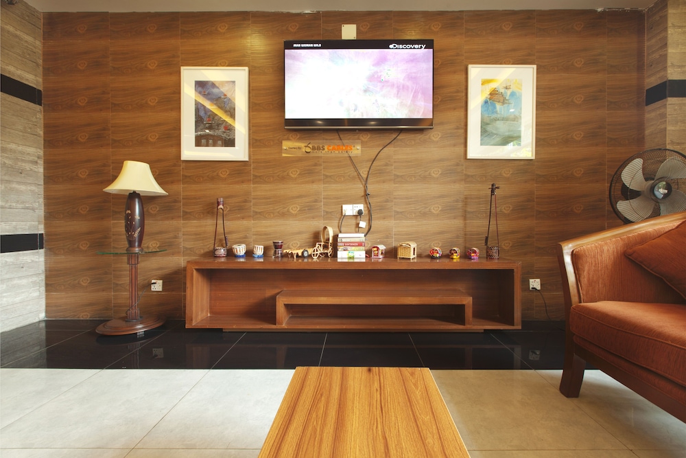 Neeshorgo Hotel And Resort Ltd 13/45