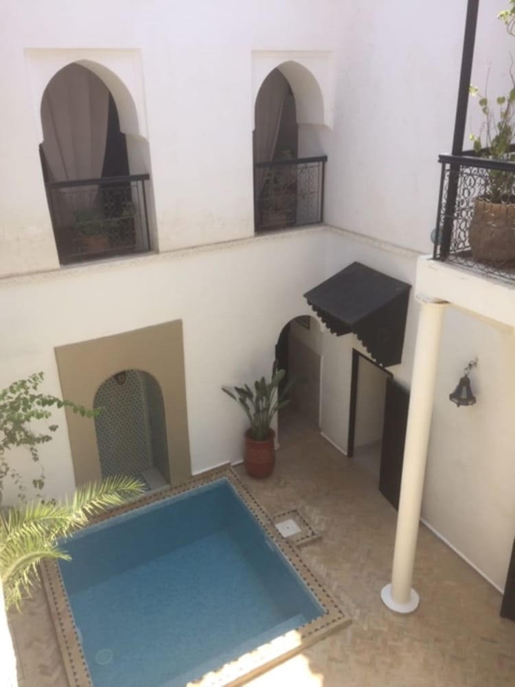 Riad Sasha 19/38