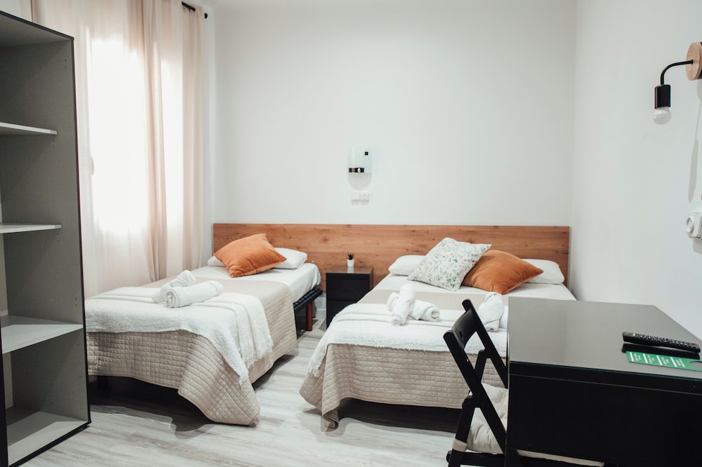 Hostal Ruta de Francia 8/50