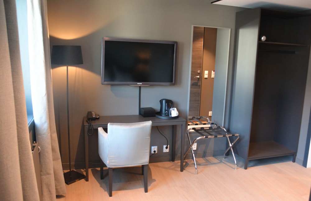 Quality Hotel Grand Royal 38/39