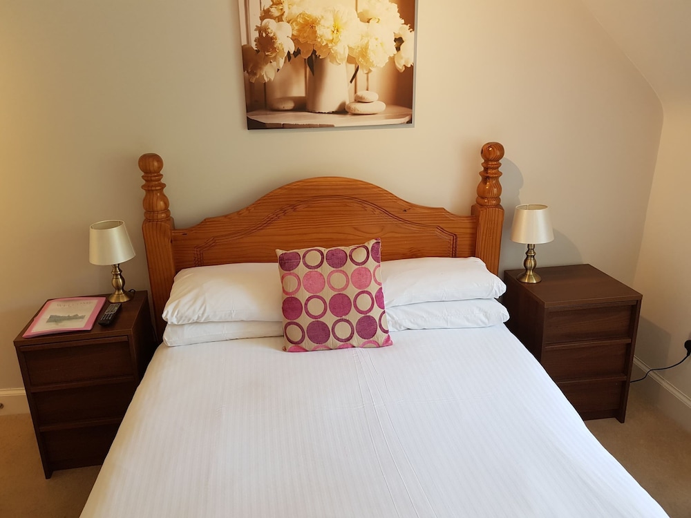 Station Hotel 21/50