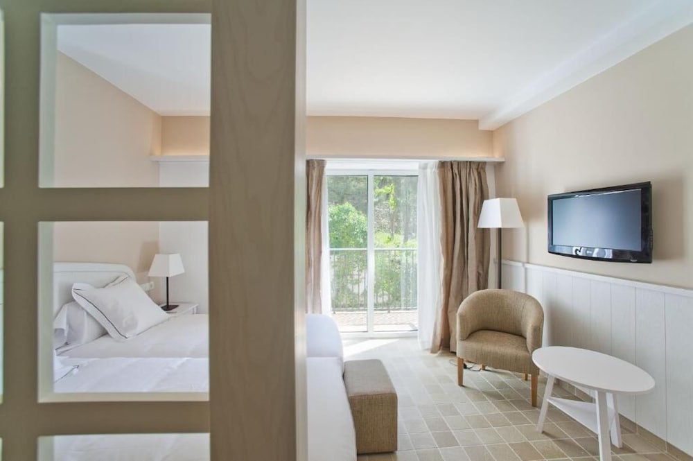 Hotel Playa Sol 24/75