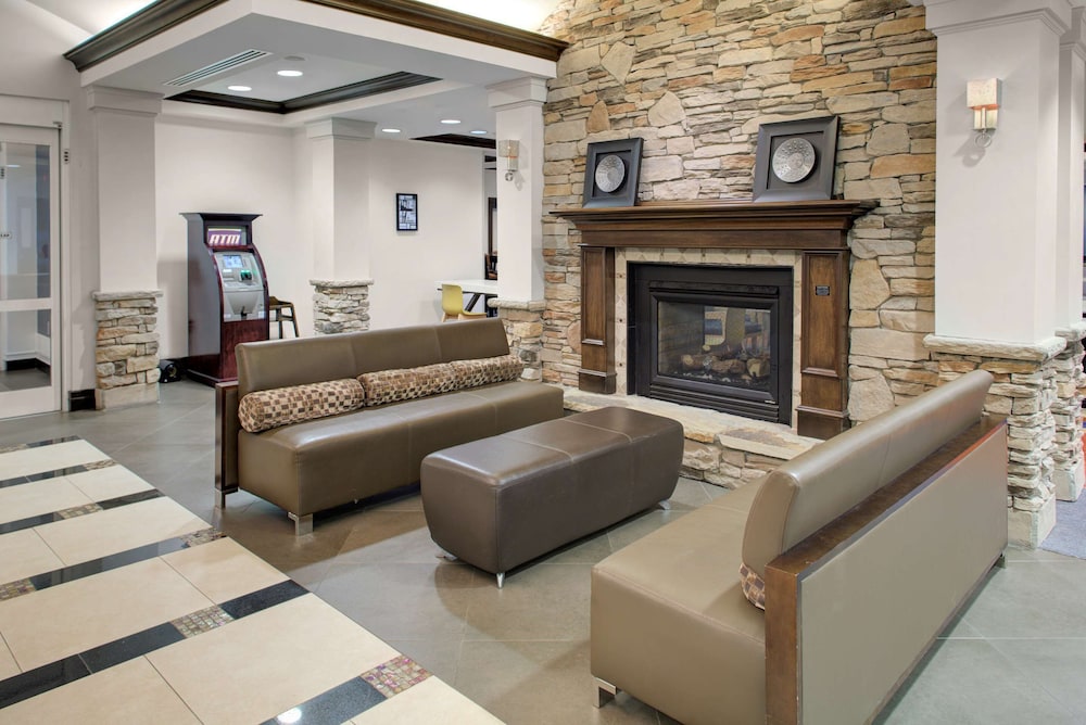 HYATT house Sterling/Dulles Airport-North 30/53