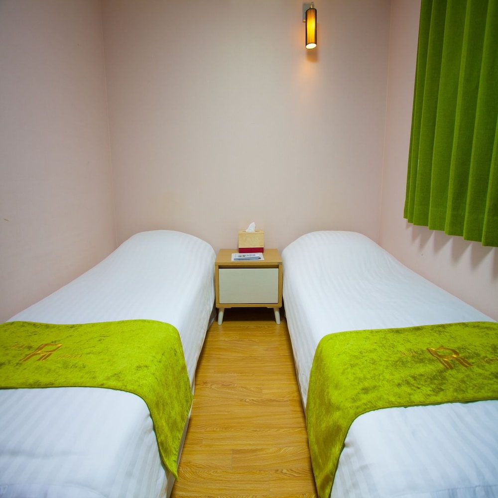 Jeju R Hotel Guest House Hostel 19/60