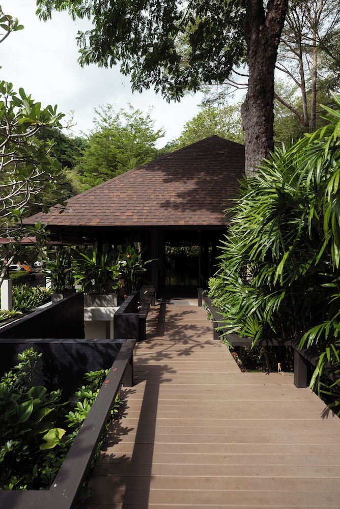 Villa Zolitude Resort Spa 68/72