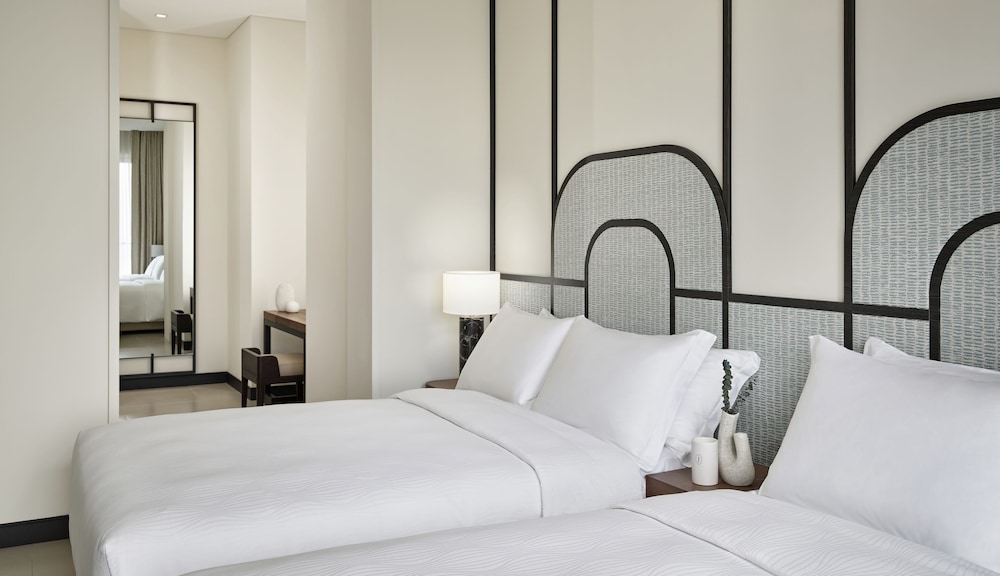 Grand Josun Jeju 20/69