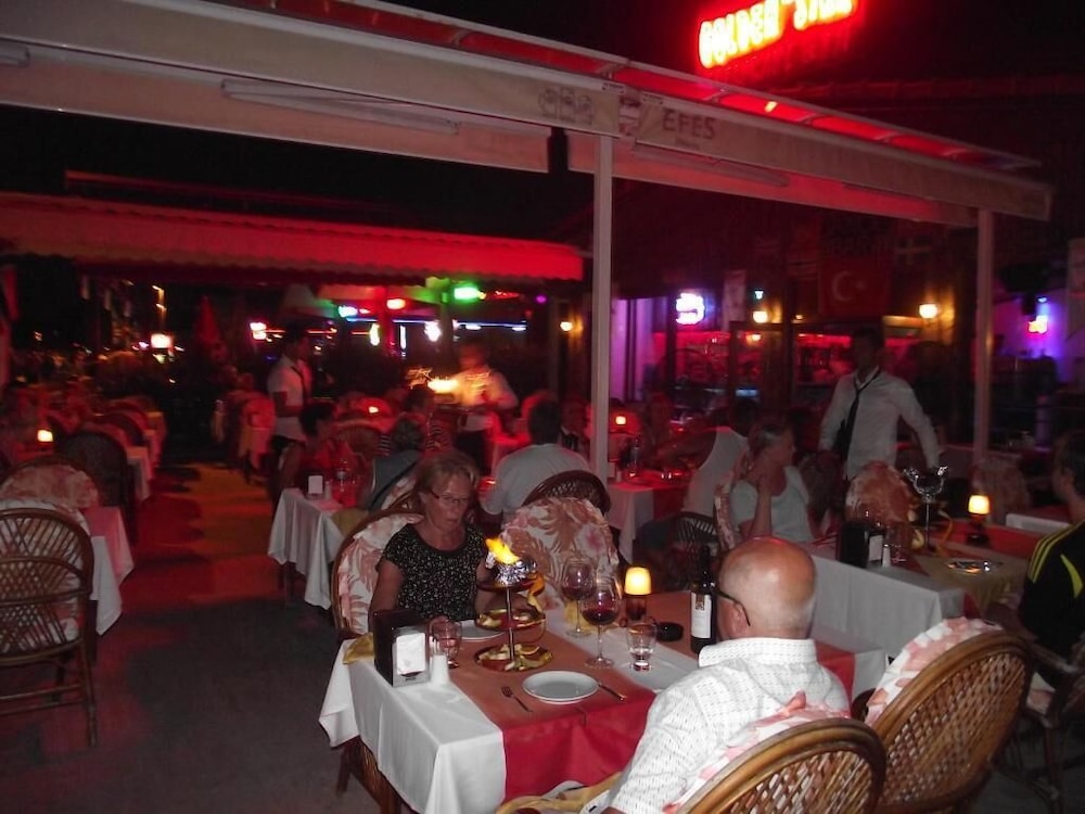 Golden Star Hotel 36/50