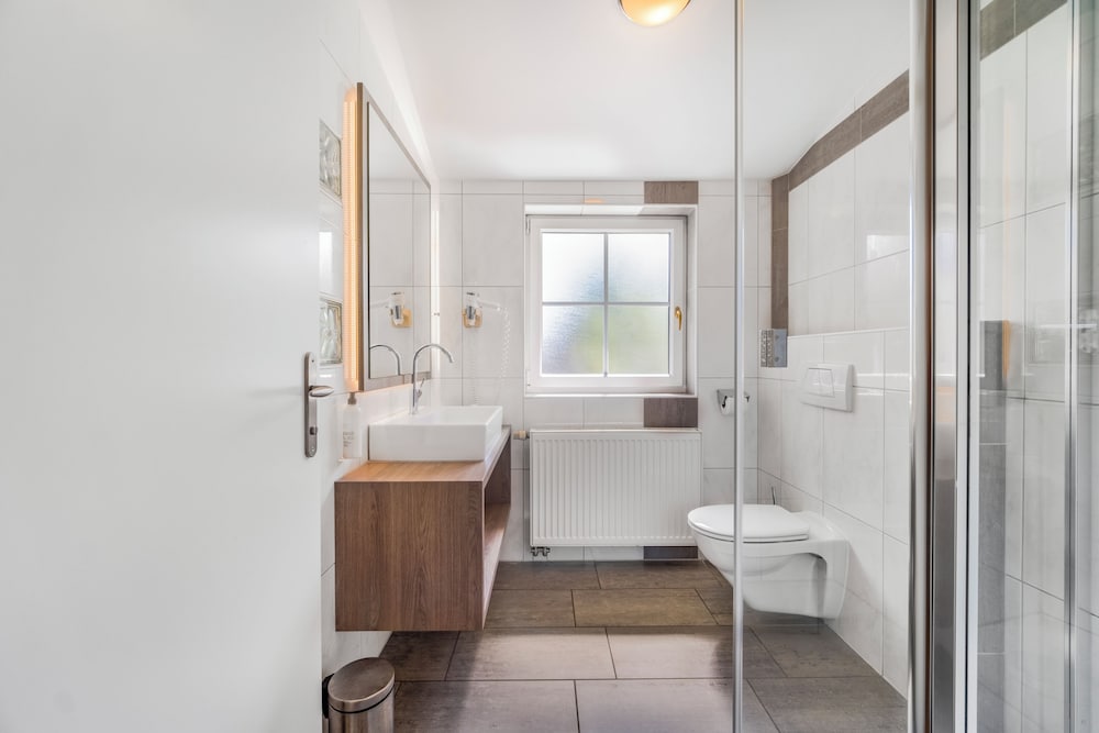 غرفة مفردة، Das Grune Hotel Zur Post - 100 Bio 17/19