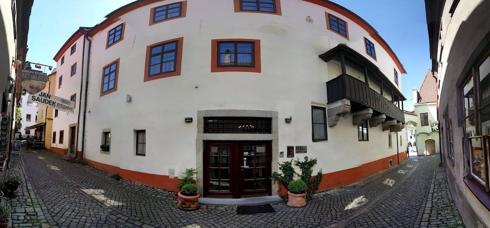 Grand Hotel 40/47