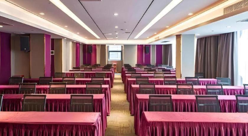 Lavande Hotel (Jinbo Plaza, Konggang Avenue, Jiahe Wanggang Metro Station, Guangzhou) 31/44