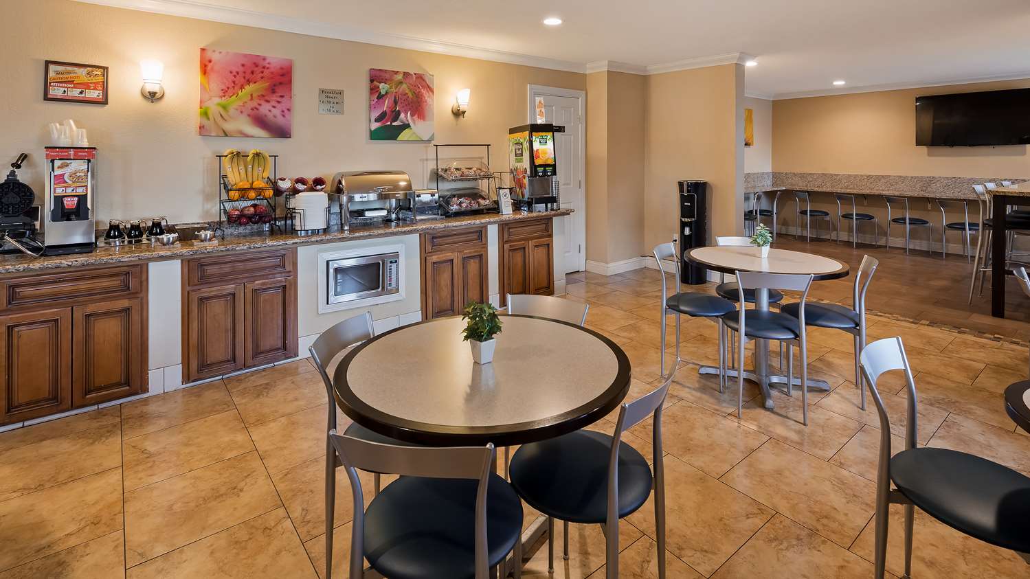 Best Western Plus Pleasanton Inn 15/23