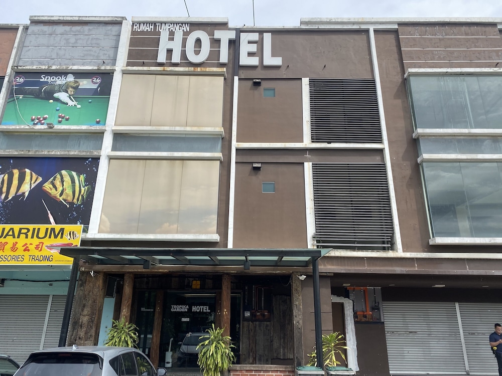 Tropika Garden Hotel 2/41