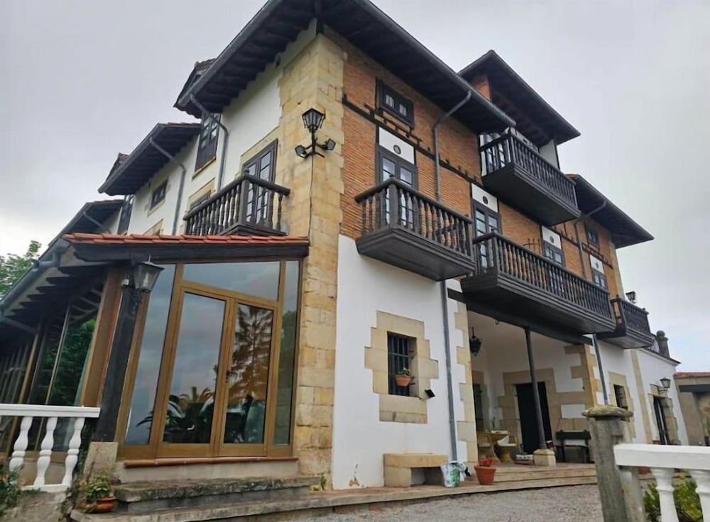 HOTEL PALACIO LA CASONA DE CERRAZO 1/37