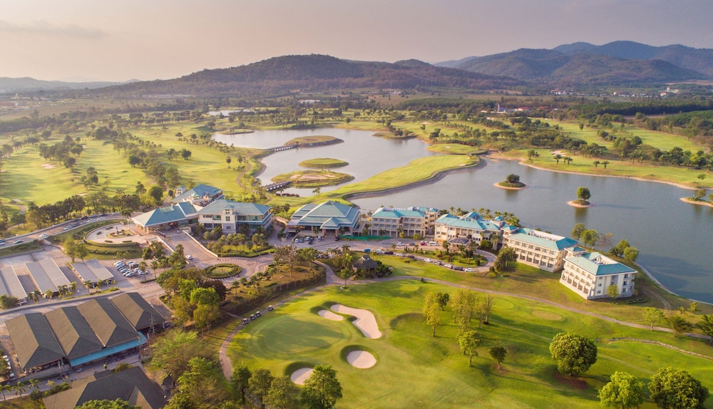 Pattana Golf Club And Resort 37/50