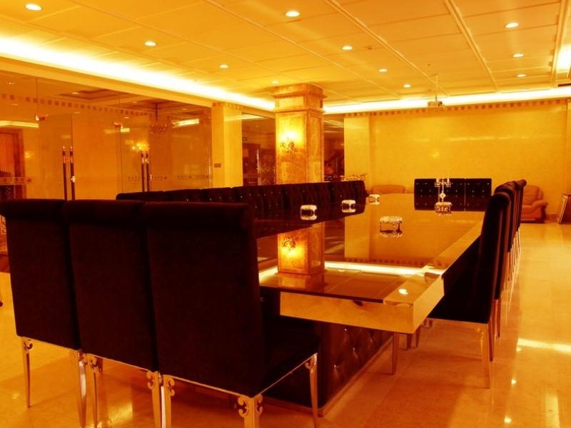 GreenTree Inn Jiuquan Century Plaza Hotel 19/68