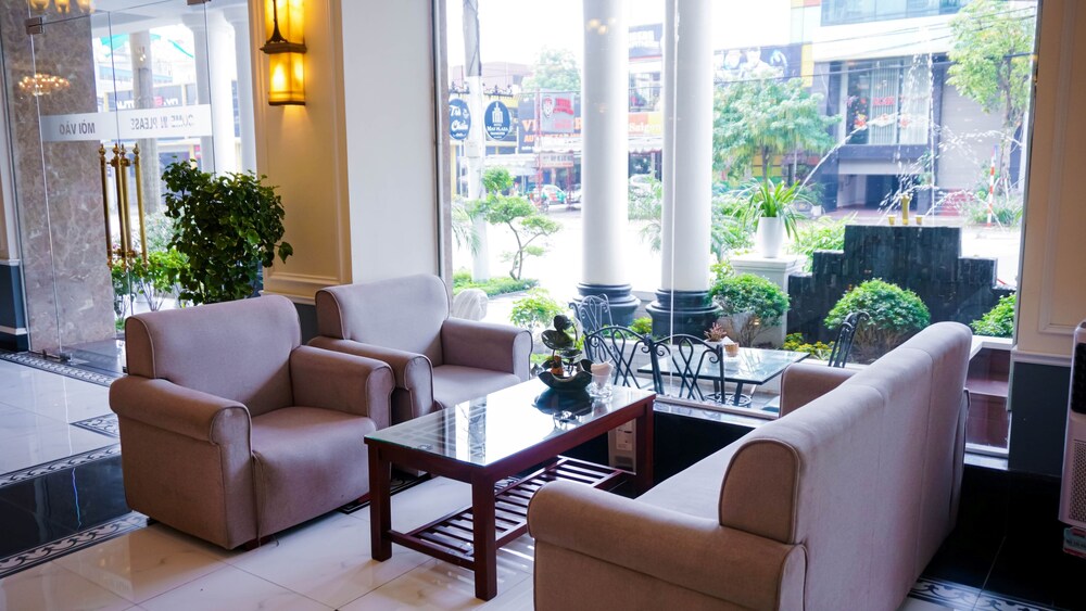 May Plaza Hotel 27/50