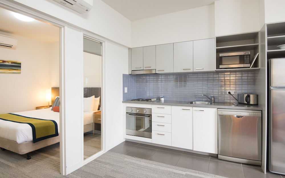 MainStay Suites Mackay 22/65