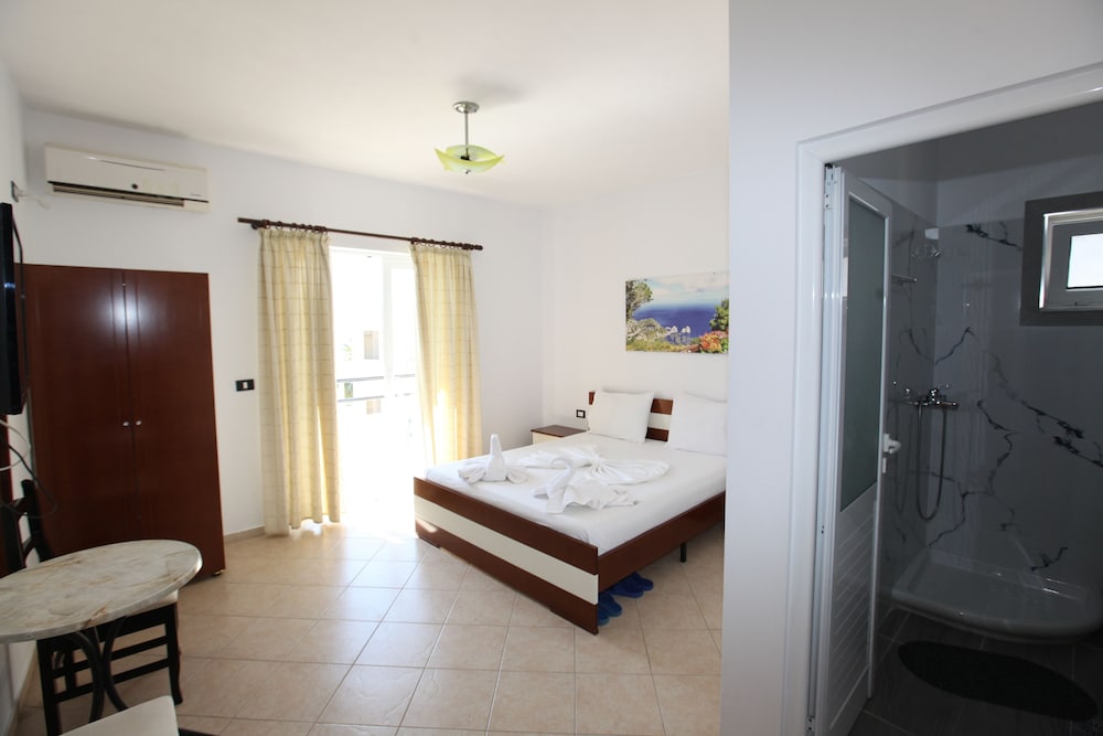 Hotel Real 34/57