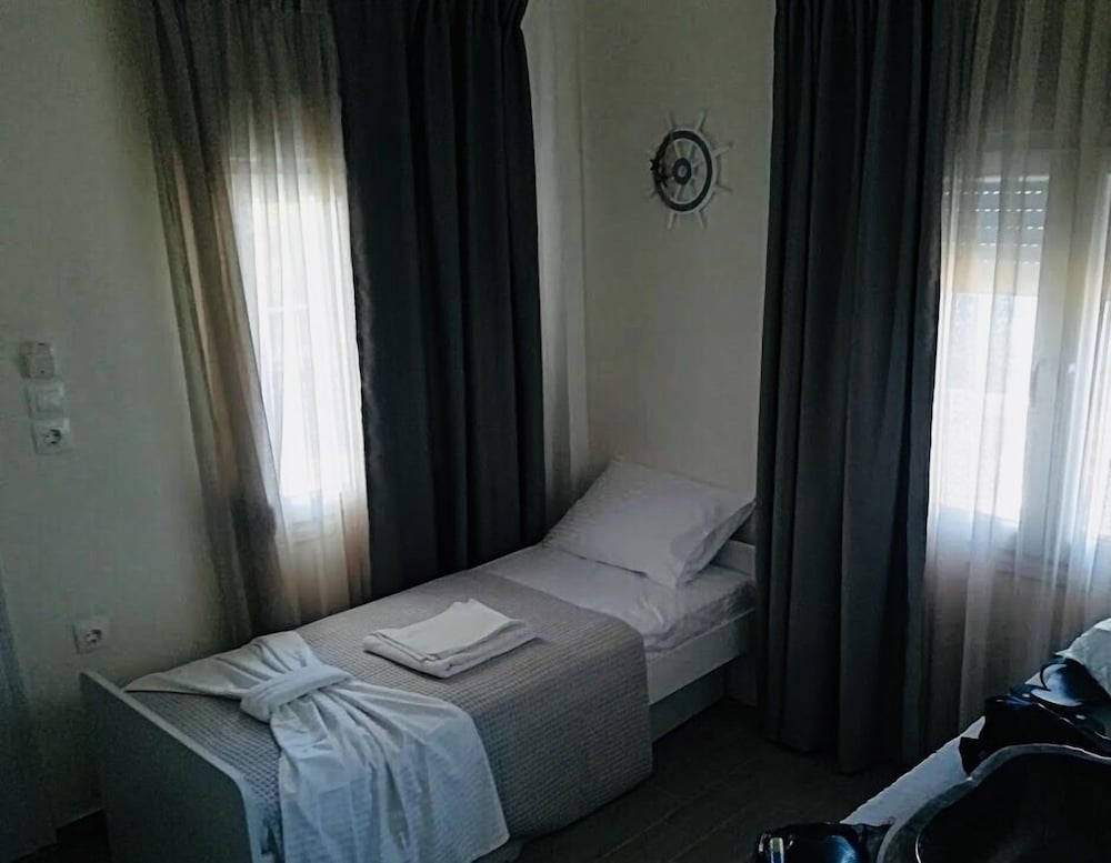Aelia Sea View Studios 13/42