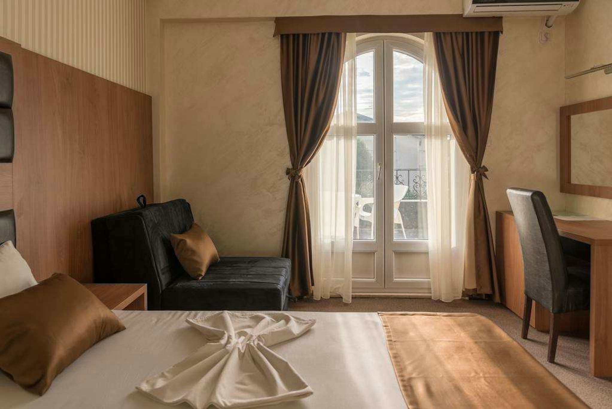 Hotel Crnogorska Kuca 18/45