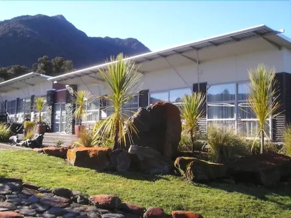 The Westhaven 53/59