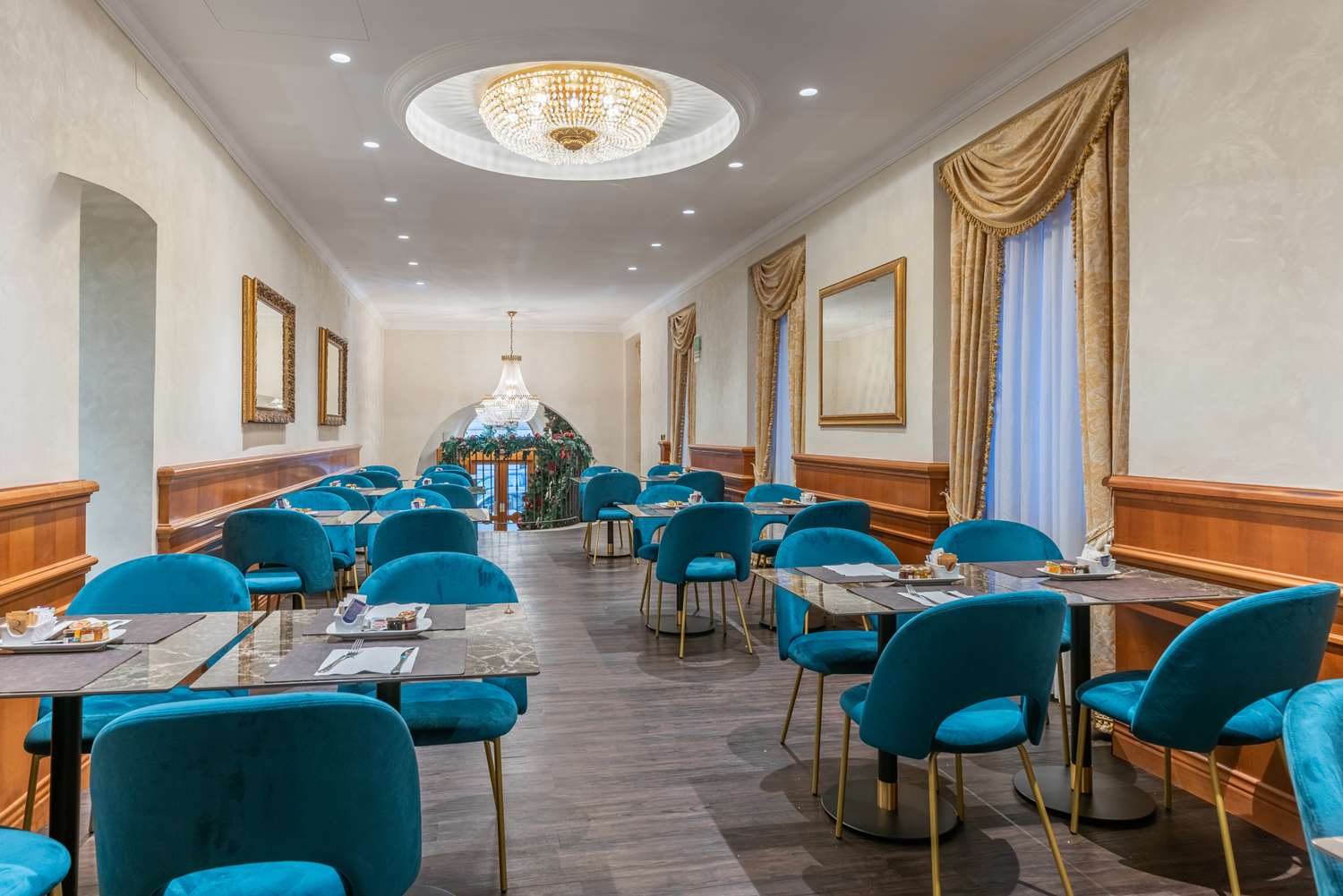 Hotel Raffaello, Sure Hotel Collection By Best Western 59/75
