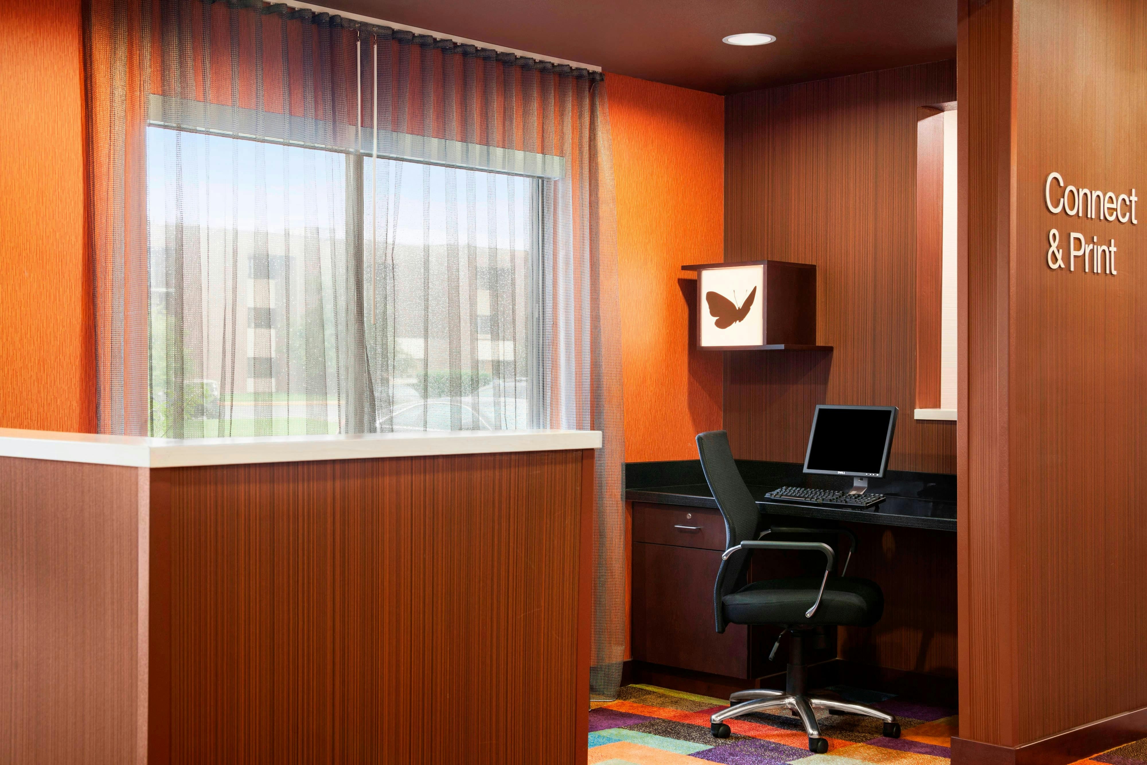 Fairfield Inn Suites Lansing West 21/23