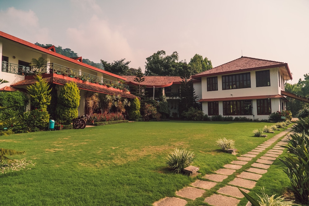 Amritara Ambatty Greens Resort Coorg 42/50